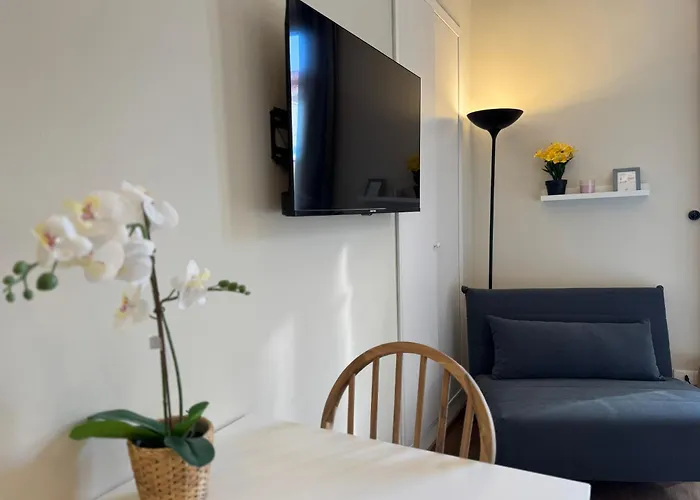 Apartment Stop In Italy To Lavazza-unito-center